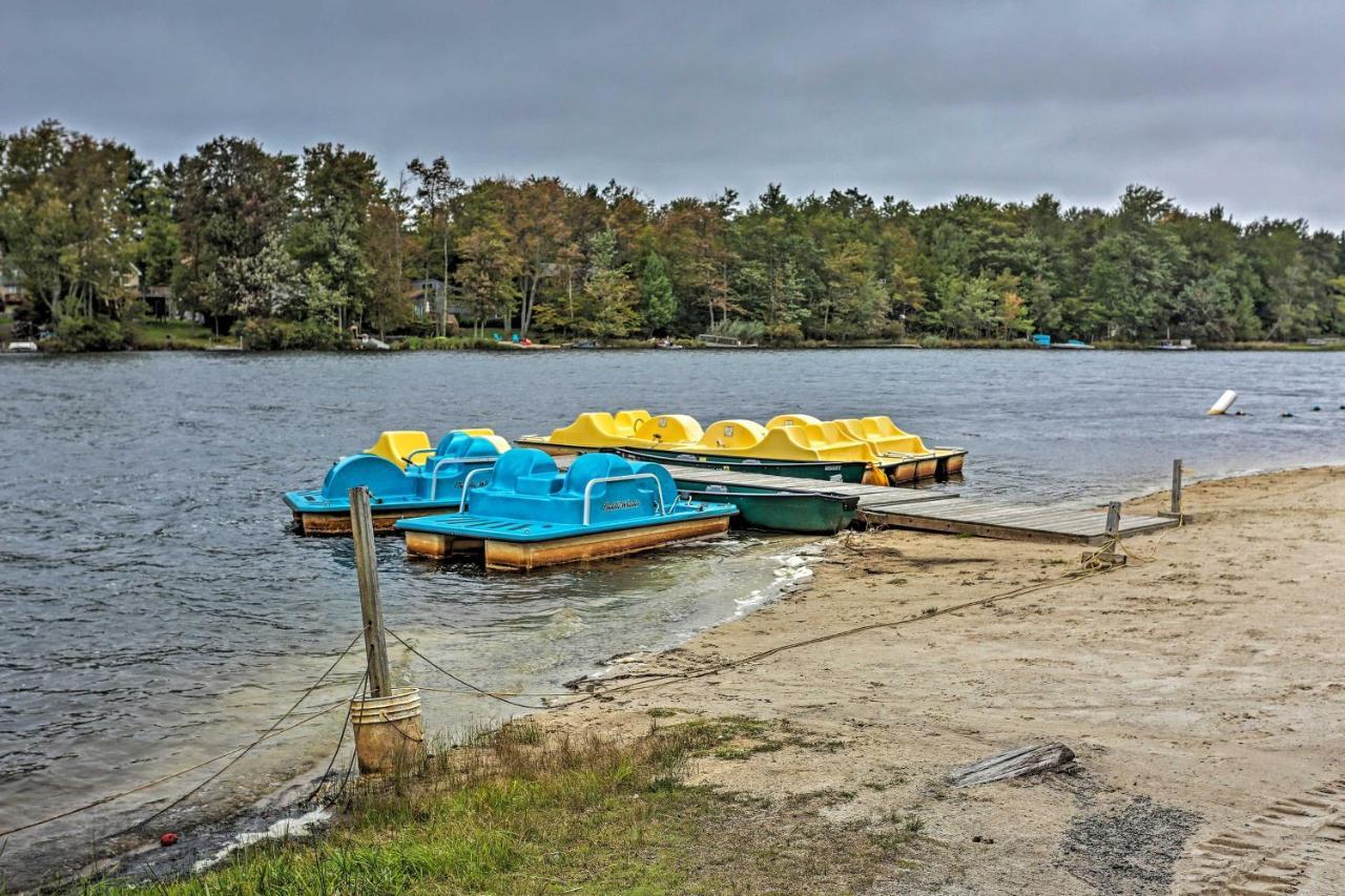 Tobyhanna Home With Hot Tub And Fire Pit Walk To Lake Exterior photo
